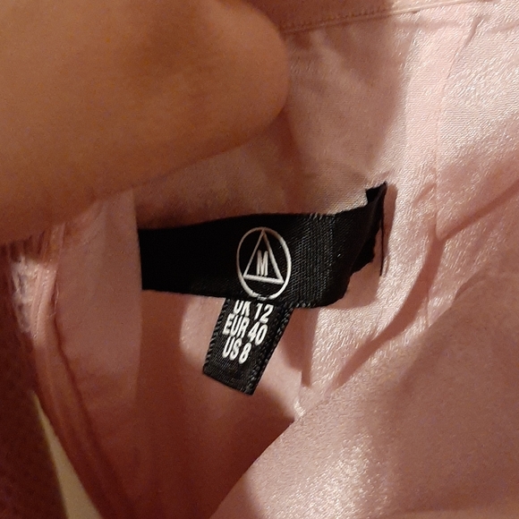 Dress - Picture 3 of 4